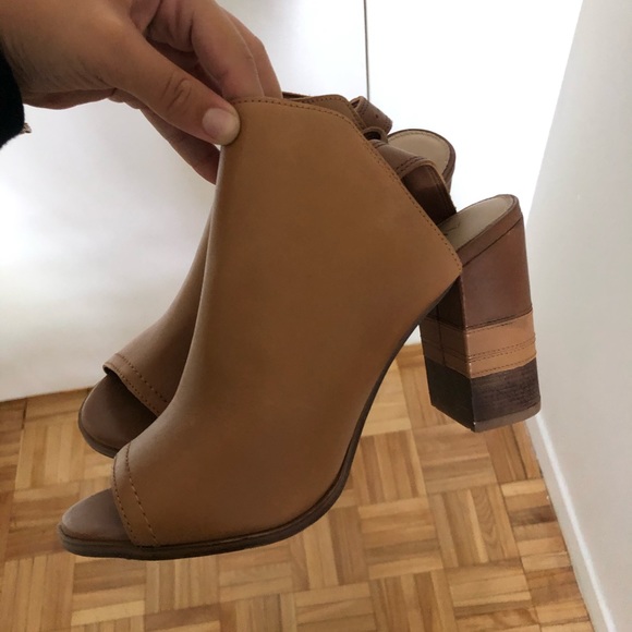 Heels from Aldo in very good condition! Never used - Picture 1 of 6